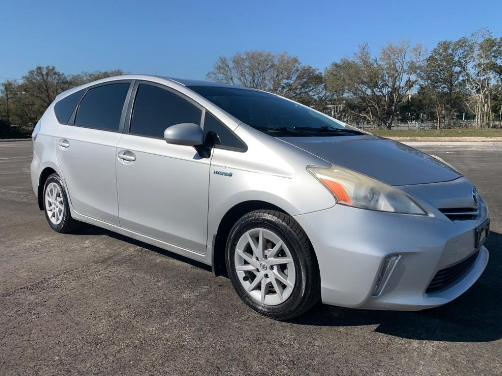 2012 Toyota Prius v Five