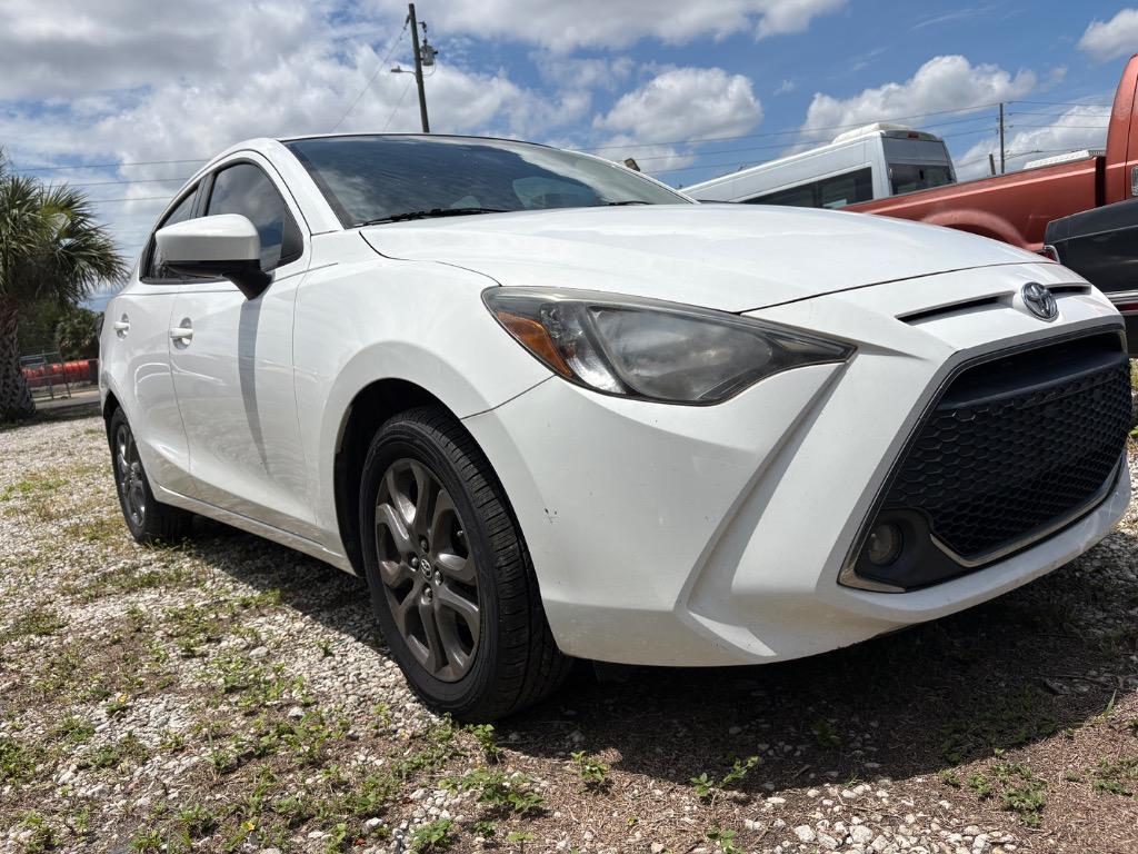 2019 Toyota Yaris LE