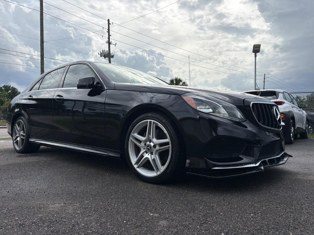 2015 Mercedes-Benz E-Class's photo